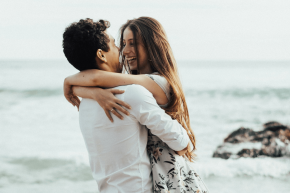 
Noces de turquoise : célébrez 18 ans de mariage   
