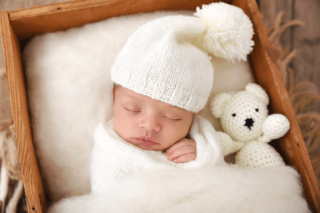 shooting naissance bébé hiver