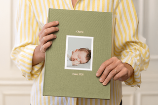Album photo bébé tissu embossé et dorure