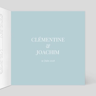 Page intérieure bleu pastel avec prénoms Clémentine et Joachim et date 19 juin 2028 en blanc