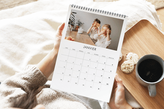 Personnalisez votre calendrier mural avec vos photos