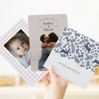 Cartes imprimées tenues en éventail : naissance, faire-part mariage et carte de vœux