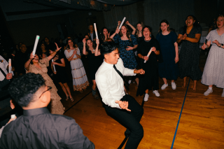 jeux soirée anniversaire danse