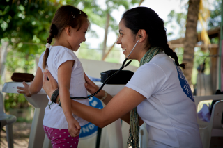 Médecins du Monde, le soin par les actes et par les droits