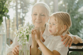 5 idées de cadeaux de dernière minute pour la fête des grands-mères