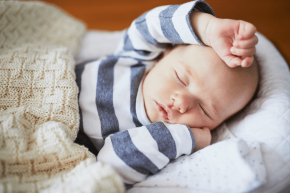 Comment créer un faire-part de naissance original ?